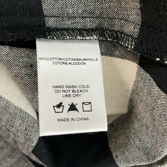 Sunday in Brooklyn checkered puff sleeve blouse size small - Picture 6 of 7